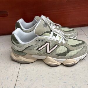 New Balances 9060